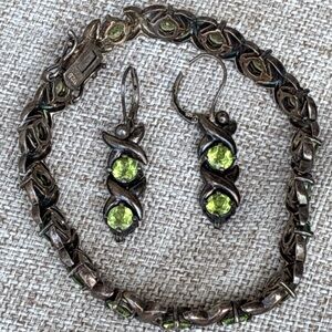 Elegant Silver and Green Jewelry Set